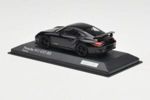 Porsche 911 997.2 GT2 RS Must Mustade Velgedega Minichamps 1:43 400069404 Metall - pilt 3/4