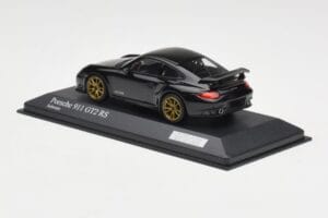 Porsche 911 997.2 GT2 RS Must Kuldaste Velgedega Minichamps 1:43 400069402 Metall - pilt 3/4