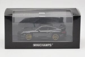 Porsche 911 997.2 GT2 RS Must Kuldaste Velgedega Minichamps 1:43 400069402 Metall - pilt 4/4