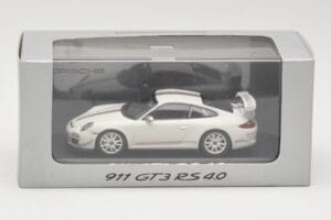 Porsche 911 997.2 GT3 RS 4.0 Valge Minichamps 1:43 WAP0200010C Metall - pilt 4/4