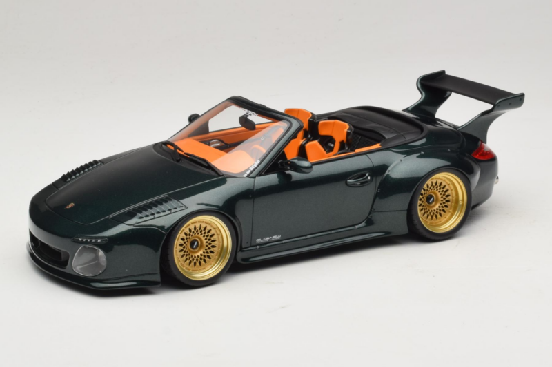 Porsche 911 992 Cabriolet Old & New Tokyo Auto Salon GT Spirit 1:18 GT548 Vaik