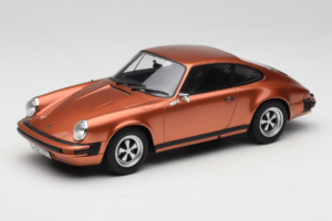 Porsche 911 G-Series Carrera 2.7 Roosteoranz GT Spirit 1:18 GT011CS Vaik