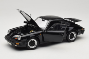 Porsche 911 Carrera 3.2 Must Minichamps 1:18 100063060-R1 Metall - pilt 2/8