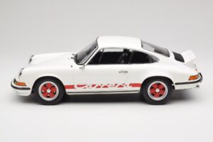 Porsche 911 Carrera RS 2.7 Grand Prix White With Red Norev 1:12 127514 Metall - pilt 3/6