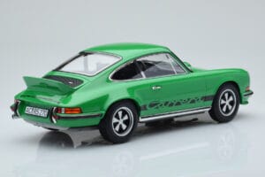 Porsche 911 Carrera RS 2.7 Roheline Norev 1:18 187680 Metall - pilt 2/6