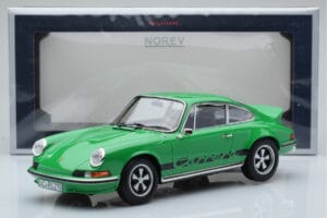 Porsche 911 Carrera RS 2.7 Roheline Norev 1:18 187680 Metall - pilt 6/6