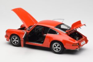 Porsche 911 Carrera RS 2.7 Oranž AUTOart 1:18 78057 Metall - pilt 5/8