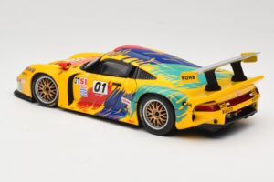 Porsche 911 GT1 #1 D. Rohr / R. Pilgrim / A. McNish 1997 UT Models 1:18 39724 Metall - pilt 7/8