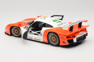 Porsche 911 GT1 Marlboro #17 E. Collard / M. Baldi FIA GT Championship 1997 UT Models 1:18 39722 Metall - pilt 5/8