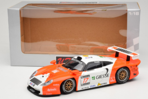 Porsche 911 GT1 Marlboro #17 E. Collard / M. Baldi FIA GT Championship 1997 UT Models 1:18 39722 Metall - pilt 8/8