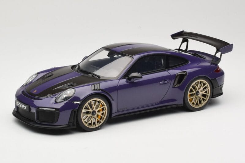 Porsche 911 GT2 RS 991.2 Ultraviolet GT Spirit 1:18 GT926 Vaik