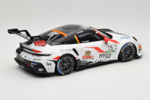 Porsche 911 GT3 Cup 992 #15 J. Stiak Oschersleben GP 2024 IXO 1:18 18RMC220 Metall - pilt 2/6