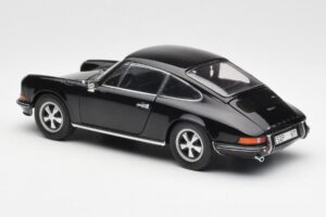 Porsche 911 S Must Schuco 1:18 450047200 Metall - pilt 7/8