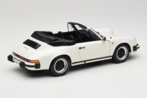 Porsche 911 SC Kabriolett Valge Minichamps 1:18 100063031 Metall - pilt 3/8