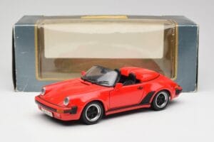 Porsche 911 964 Speedster Punane Maisto 1:18 3000473 Metall - pilt 8/8