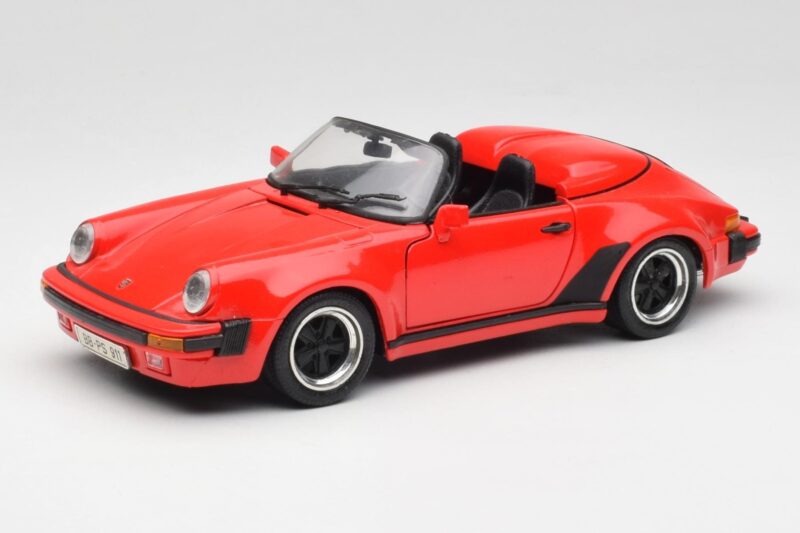 Porsche 911 964 Speedster Punane Maisto 1:18 3000473 Metall