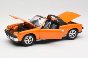 Porsche 914/6 Oranž Revell 1:18 08864 Metall - pilt 2/8