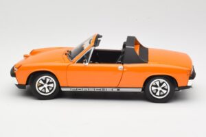 Porsche 914/6 Oranž Revell 1:18 08864 Metall - pilt 4/8