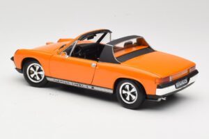 Porsche 914/6 Oranž Revell 1:18 08864 Metall - pilt 7/8