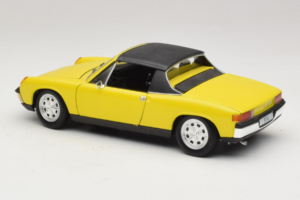 Porsche 914 Kollane Revell 1:18 8976 Metall - pilt 7/8