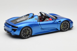 Porsche 918 Spyder Blue Metallic Minichamps 1:18 110062432 Metall - pilt 3/8