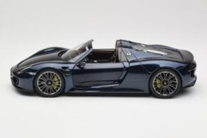 Porsche 918 Spyder Sinine Metallic Minichamps 1:18 113062434 Metall - pilt 4/8