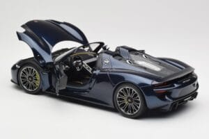 Porsche 918 Spyder Sinine Metallic Minichamps 1:18 113062434 Metall - pilt 5/8