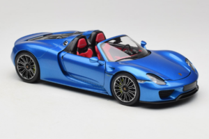 Porsche 918 Spyder Blue Metallic Minichamps 1:18 110062432 Metall - pilt 6/8