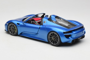 Porsche 918 Spyder Blue Metallic Minichamps 1:18 110062432 Metall - pilt 7/8