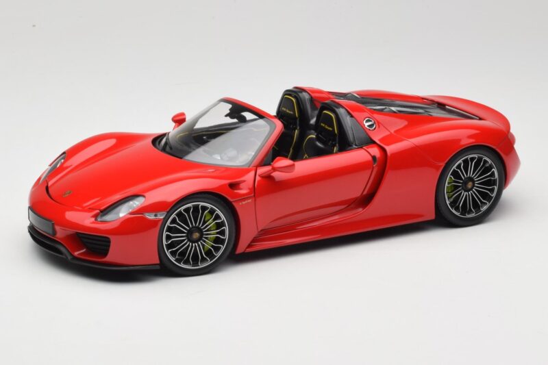 Porsche 918 Spyder Punane Minichamps 1:18 110062435 Metall
