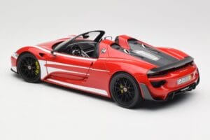 Porsche 918 Spyder Weissach Package Punane & Valged Triibud Minichamps 1:18 110062442 Metall - pilt 8/9