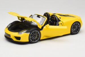 Porsche 918 Spyder Kollane Minichamps 1:18 110062434 Metall - pilt 2/8