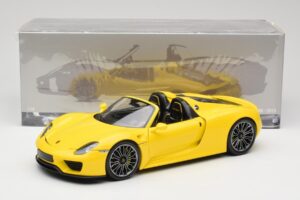 Porsche 918 Spyder Kollane Minichamps 1:18 110062434 Metall - pilt 8/8