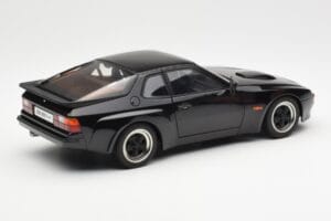 Porsche 924 Carrera GT Must AUTOart 1:18 78001 Metall - pilt 3/8