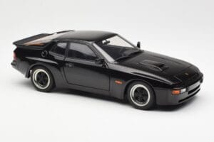Porsche 924 Carrera GT Must AUTOart 1:18 78001 Metall - pilt 6/8