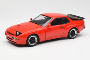 Porsche 924 Carrera GT Guards Punane AUTOart 1:18 78003 Metall