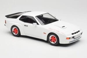 Porsche 924 Carrera GT Valge & Punased Veljed MCG 1:18 MCG18303 Metall - pilt 4/6