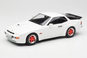 Porsche 924 Carrera GT Valge & Punased Veljed MCG 1:18 MCG18303 Metall