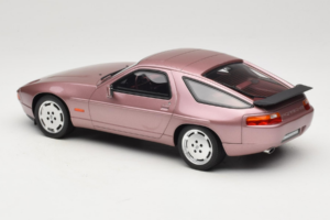 Porsche 928 S Cassis Red Metallic GT Spirit 1:18 GT524 Vaik - pilt 5/6