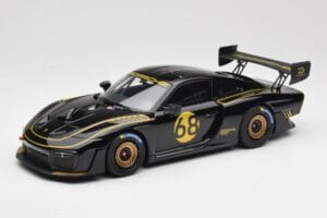 Porsche 935/19 Must Kuldsete Triipudega Minichamps 1:18 155067568 Metall