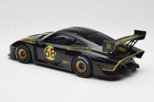 Porsche 935/19 Must Kuldsete Triipudega Minichamps 1:18 155067568 Metall - pilt 5/6