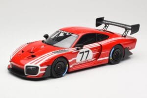 Porsche 935/19 Punane Valgete Triipudega Minichamps 1:18 155067577 Metall