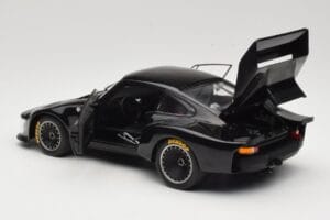 Porsche 935 Turbo Group 5 1976 Exoto 1:18 18101 Metall - pilt 5/8