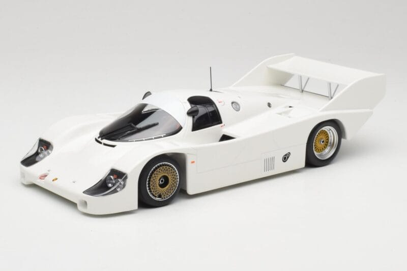 Porsche 956K Plain Body 1982 Minichamps 1:18 155826600 Metall