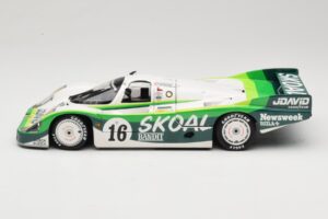Porsche 956L #16 Skoal Bandit G. Edwards / D. Sears / M. Bleekemolen 24 Hours of Le Mans 1983 Minichamps 1:18 183836916 Metal - pilt 4/8
