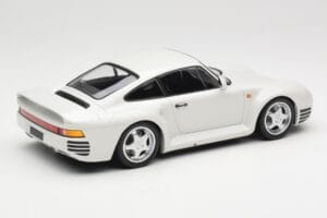 Porsche 959 White Metallic Minichamps 1:18 155066206 Metall - pilt 2/6