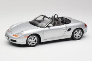 Porsche Boxster 986 Kabriolett Arctic Hõbe Metallik UT Models 1:18 27852 Metall