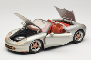 Porsche Boxster 986 Concept Hõbedane Maisto 1:18 50231 Metall - pilt 2/8
