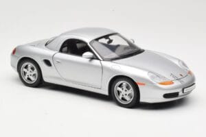 Porsche Boxster 986 Hard Top Hõbedane UT Models 1:18 27854 Metall - pilt 6/8