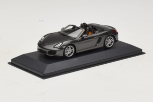 Porsche Boxster 981 S Grey Metallic Minichamps 1:43 PORSCHE005 Metall - pilt 2/4
